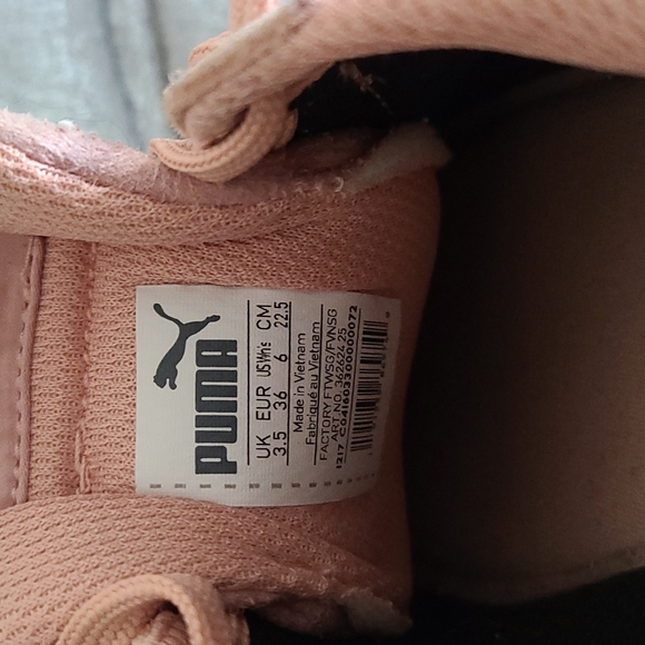 Puma Women's Pink Suede Sneakers - Picture 5 of 5